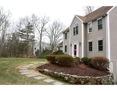 173 East St, Upton, MA 01568 photo 3