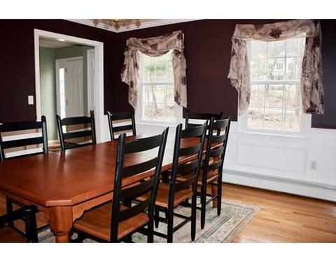 173 East St, Upton, MA 01568 photo 17
