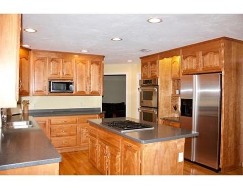 173 East St, Upton, MA 01568 photo 14