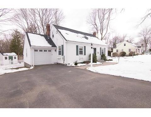 33 Hanson Ave, Walpole, MA 02081 photo 2