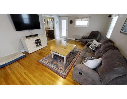 6 Bradford St, Derry, NH 03038 photo 11