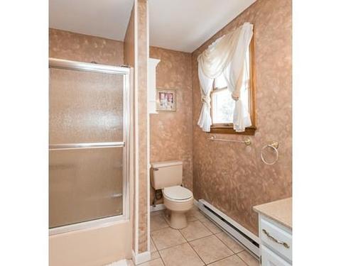 172 Royal St, Chicopee, MA 01020 photo 22