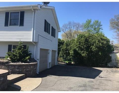 172 Royal St, Chicopee, MA 01020 photo 3