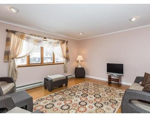 172 Royal St, Chicopee, MA 01020 photo 7