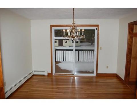 14 Palmer Dr, Canton, MA 02021 photo 4