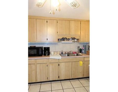 45 Vincent St, Springfield, MA 01129 photo 4