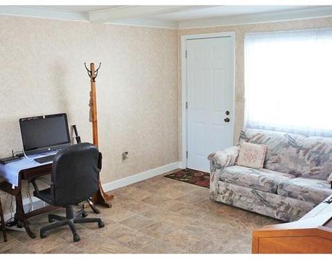 87 Winding Ln, Springfield, MA 01118 photo 5