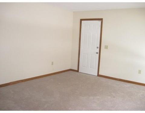 71 Jordan St, Springfield, MA 01129 photo 10