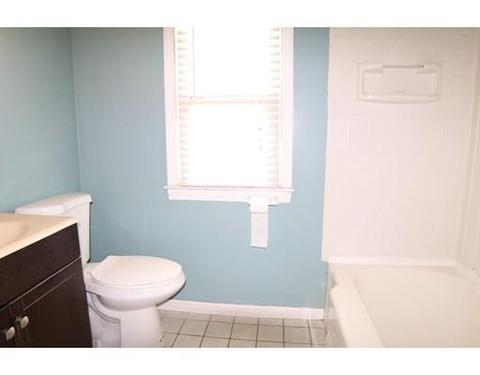 30 Savoy Ave, Springfield, MA 01104 photo 4