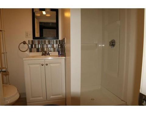 30 Savoy Ave, Springfield, MA 01104 photo 8