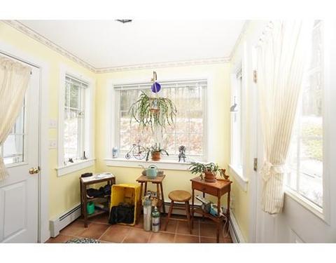 41 Taft St, Upton, MA 01568 photo 6