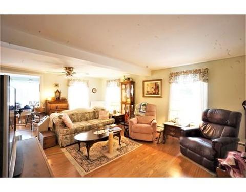 41 Taft St, Upton, MA 01568 photo 16
