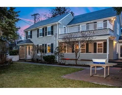 84 Pleasant St, Marblehead, MA 01945 photo 1
