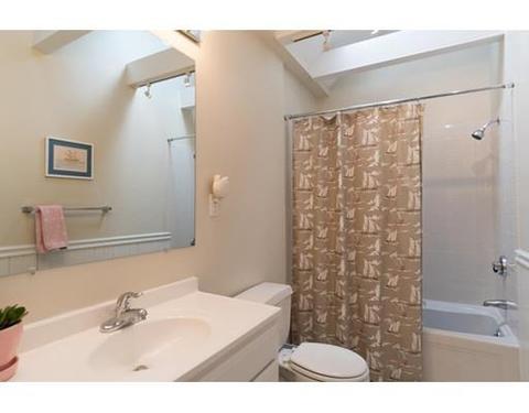 84 Pleasant St, Marblehead, MA 01945 photo 22