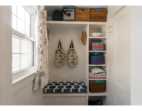 84 Pleasant St, Marblehead, MA 01945 photo 11