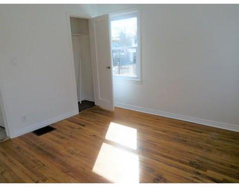 75 Surrey Rd, Springfield, MA 01118 photo 6