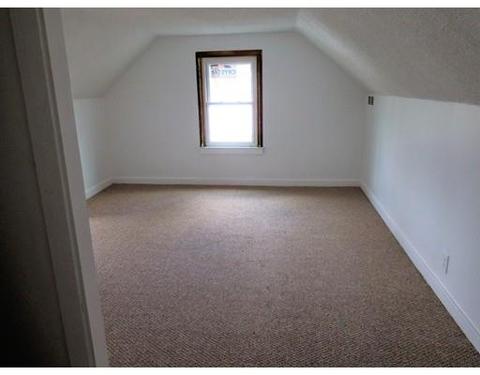 75 Surrey Rd, Springfield, MA 01118 photo 10