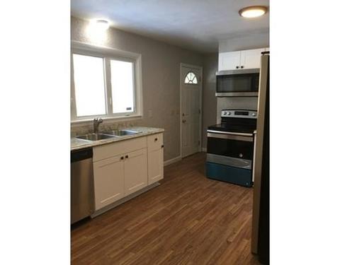 317 Manchaug Rd, Sutton, MA 01590 photo 4
