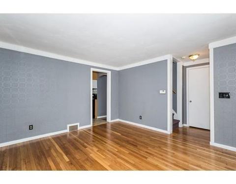 29 Fairway Dr, Springfield, MA 01108 photo 6