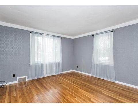 29 Fairway Dr, Springfield, MA 01108 photo 4