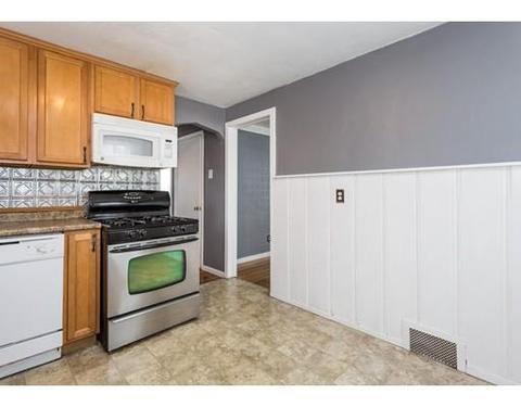 29 Fairway Dr, Springfield, MA 01108 photo 9