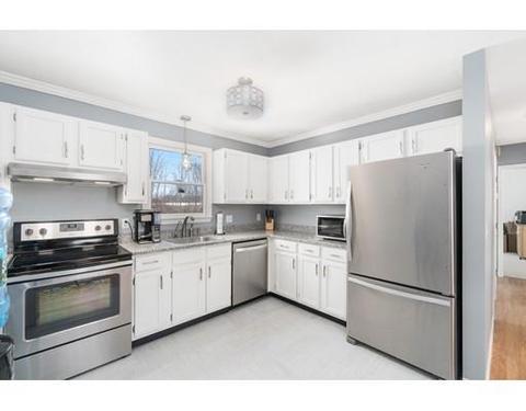 149 Hathaway Commons Rd, Fall River, MA 02720 photo 6