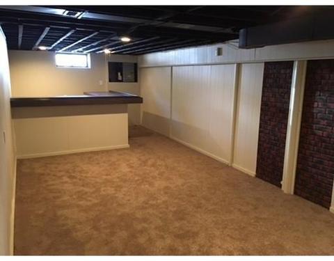 37 Flint St, Springfield, MA 01129 photo 18
