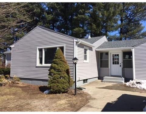 37 Flint St, Springfield, MA 01129 photo 6