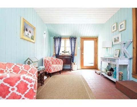 207 Lothrop St, Beverly, MA 01915 photo 4