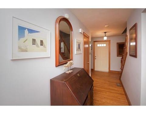 207 Lothrop St, Beverly, MA 01915 photo 7