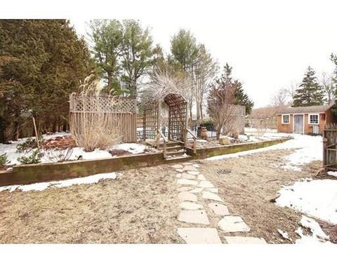 207 Lothrop St, Beverly, MA 01915 photo 16