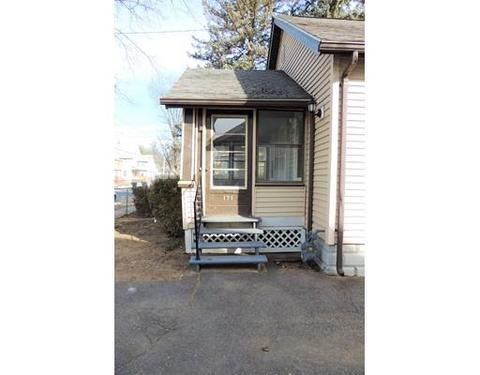 171 Jasper St, Springfield, MA 01109 photo 2