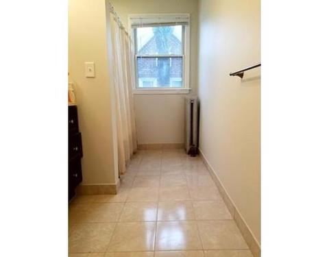 46 Irvington St, Springfield, MA 01108 photo 16