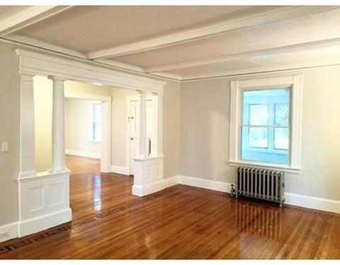 46 Irvington St, Springfield, MA 01108 photo 8