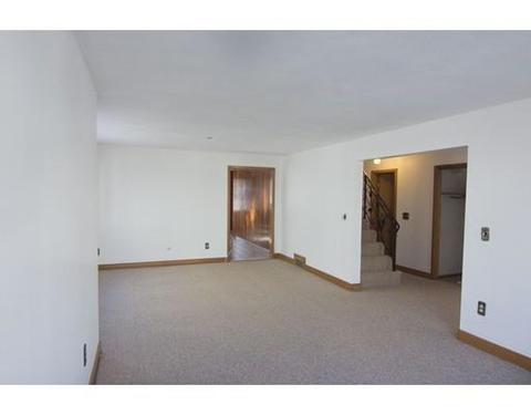 75 Baldwin Ave, Everett, MA 02149 photo 4