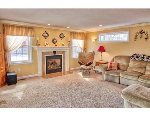 109 Mildred Ave, Springfield, MA 01104 photo 4