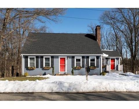 7 Juniper St, Ipswich, MA 01938 photo 1