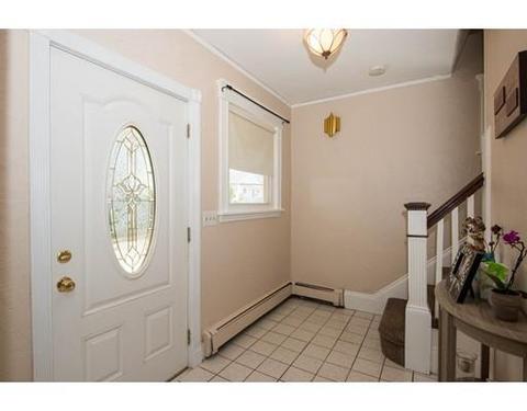 25 Freeman Ave, Everett, MA 02149 photo 4