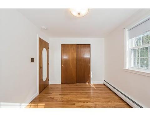 10 Ethelyn Cir, Maynard, MA 01754 photo 9