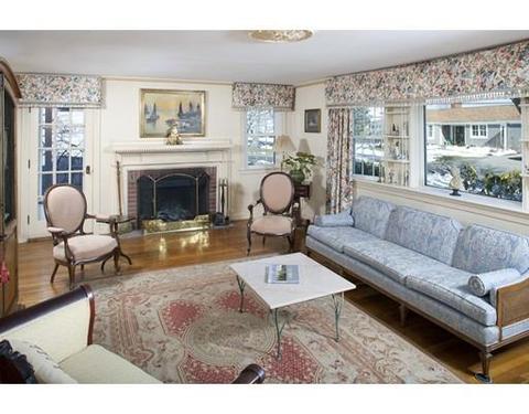 22 Summit Dr, Hingham, MA 02043 photo 4