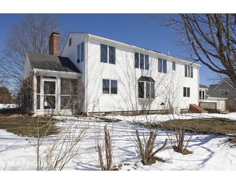 22 Summit Dr, Hingham, MA 02043 photo 2