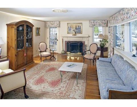 22 Summit Dr, Hingham, MA 02043 photo 5