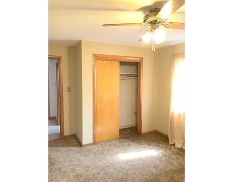 5 Oakdale St, Springfield, MA 01104 photo 9