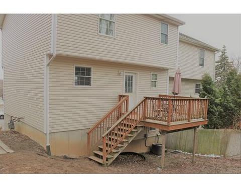 5 Bush Ave, Chicopee, MA 01013 photo 2