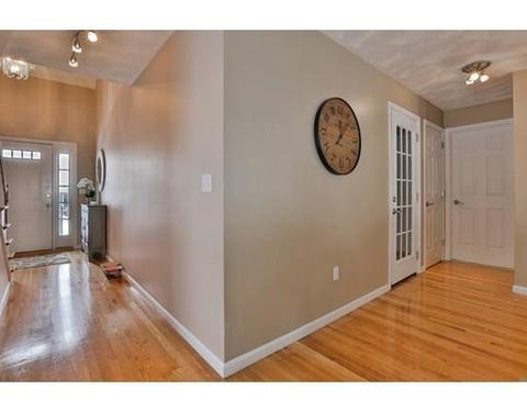 12 Gerry Dr, Hudson, MA 01749 photo 4