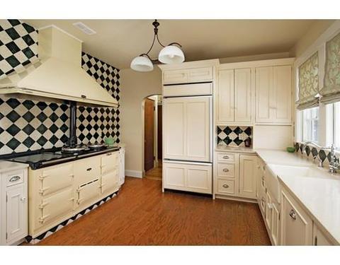 95 Clinton Rd, Brookline, MA 02445 photo 6