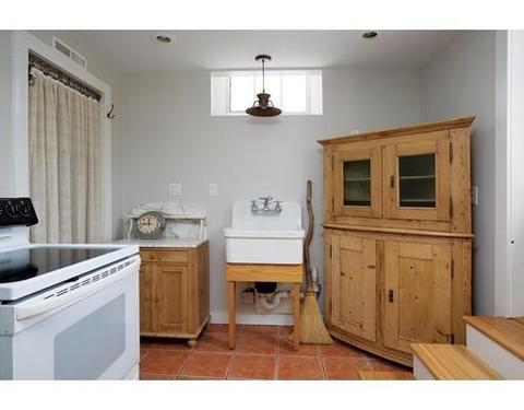 95 Clinton Rd, Brookline, MA 02445 photo 17