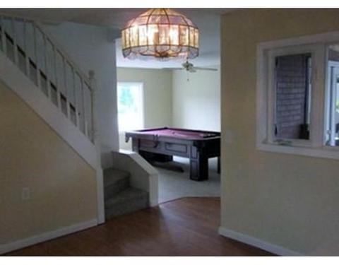 657 Prospect St, Chicopee, MA 01020 photo 7