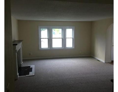 657 Prospect St, Chicopee, MA 01020 photo 12