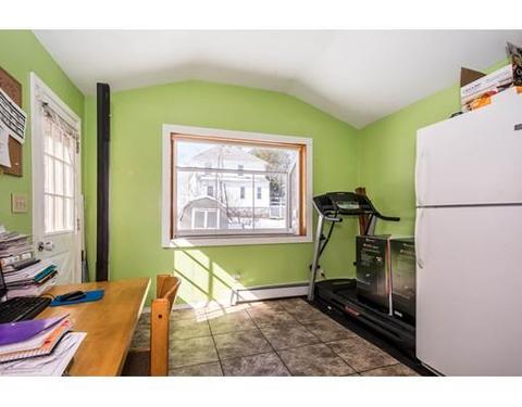 596 Pine St, Lowell, MA 01851 photo 8